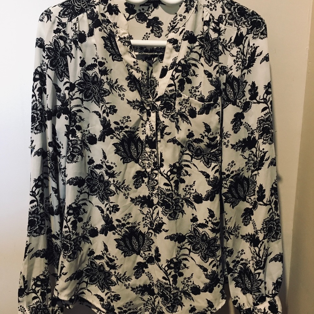 Oasis Black & White Long Paisley Blouse